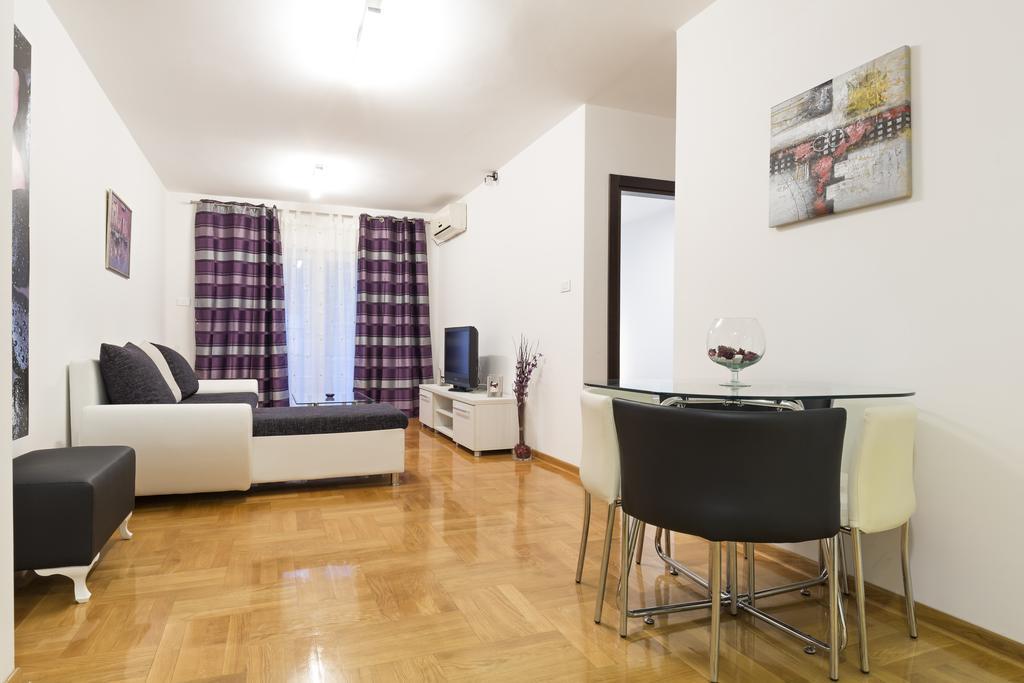 Prima Apartmani Beograd الغرفة الصورة